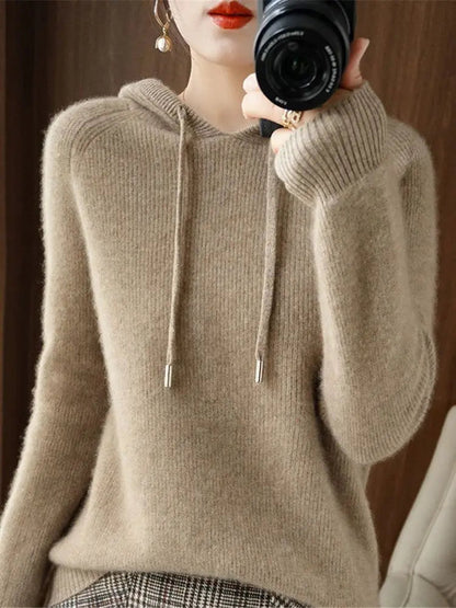 Effortlessly Elegant Sweater with a Timeless Design