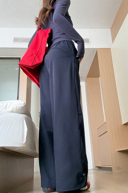 Elegantly Styled Pants for Everyday Wear