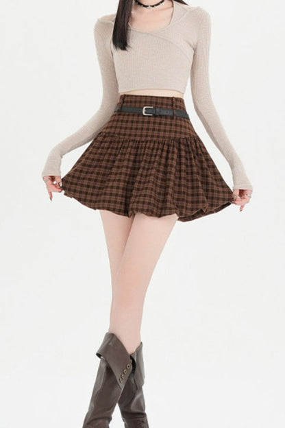 Sophisticated Garment with a Clean Classic Look