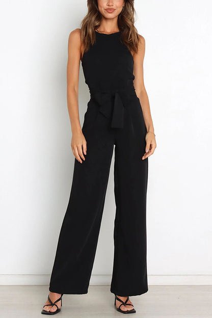 Well Tailored Pants with a Graceful Silhouette