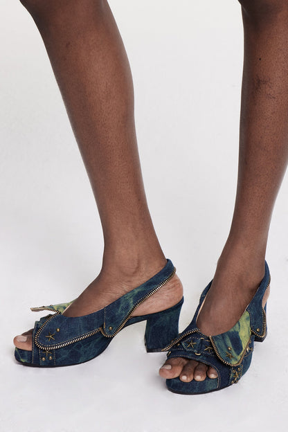 Classic Vintage Sandals with a Flattering Fit