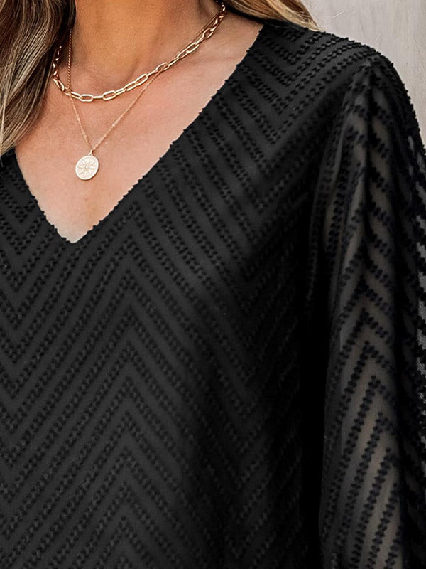 Well Tailored T-Shirt with a Graceful Silhouette