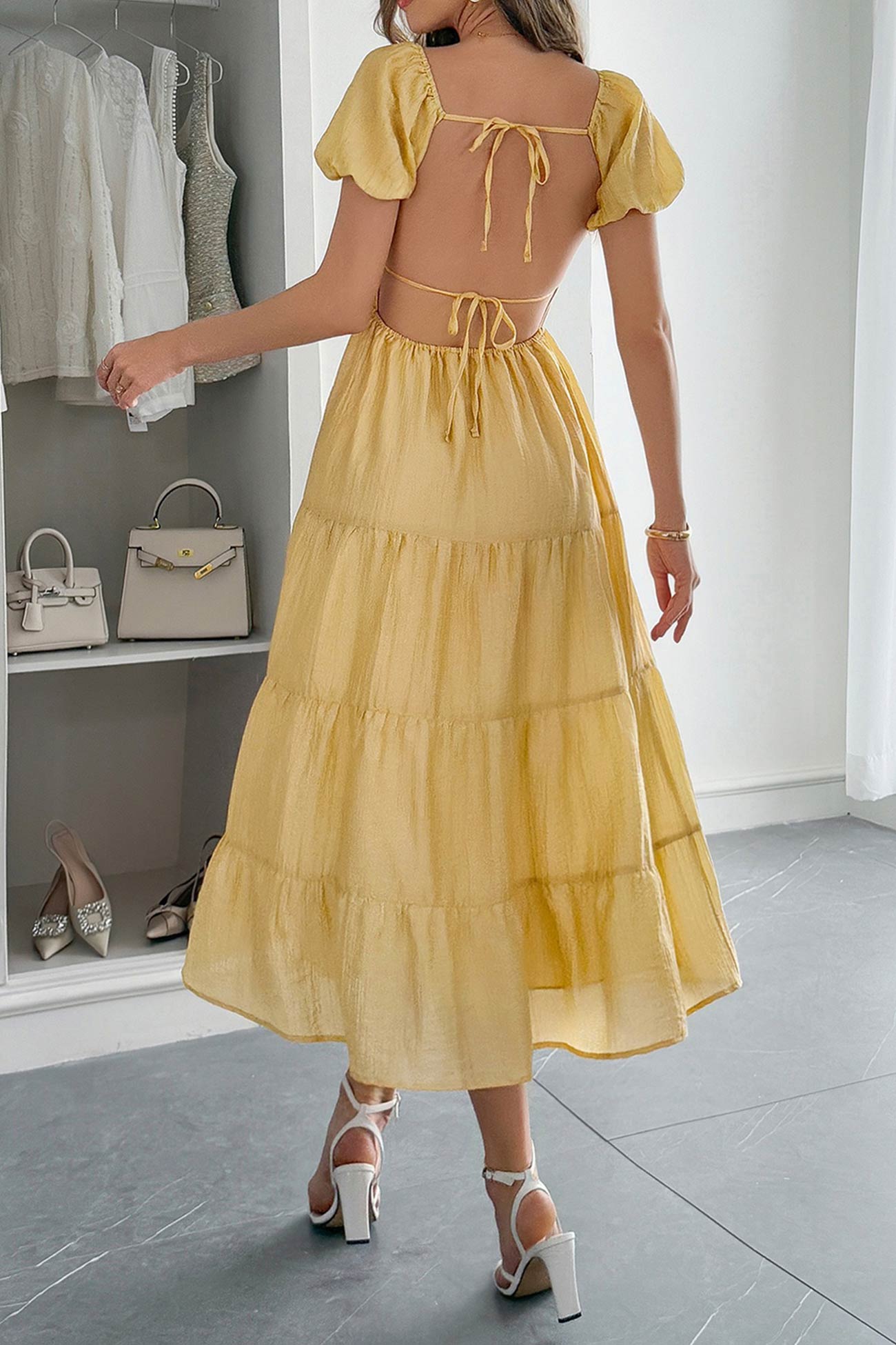 Beautifully Crafted Dress in a Classic Style