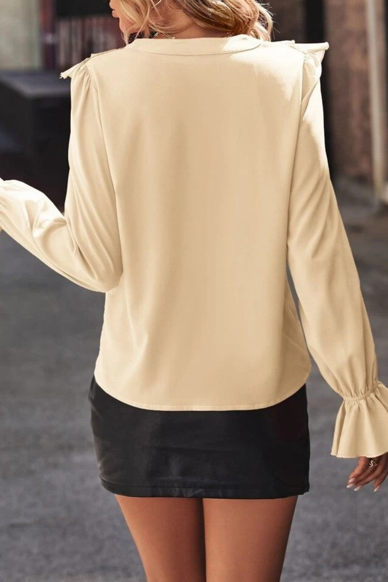 Elegantly Styled Blouse for Everyday Wear