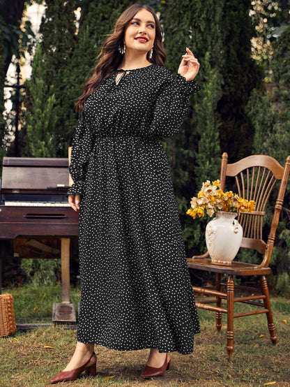 Classic Vintage Dress with a Flattering Fit