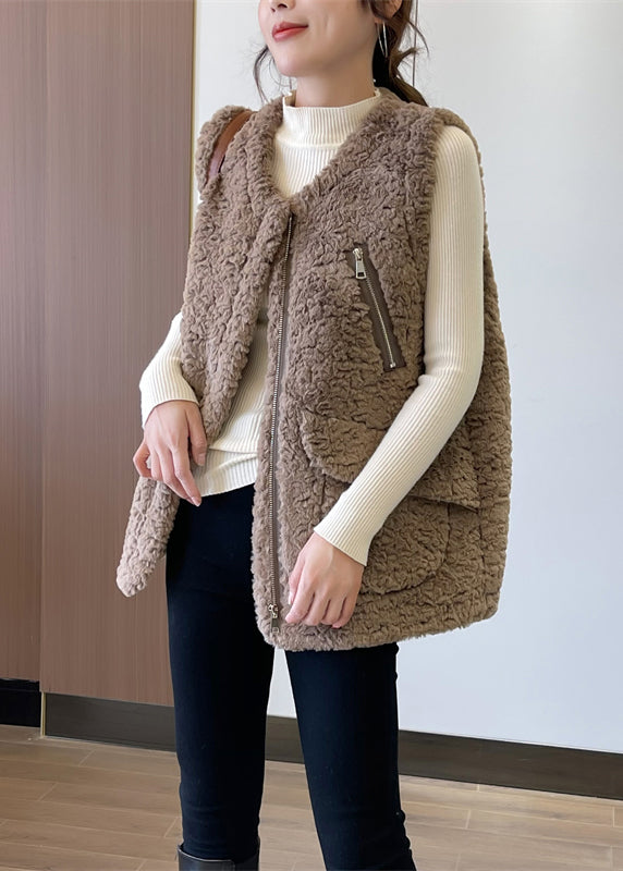 Well Tailored Garment with a Graceful Silhouette