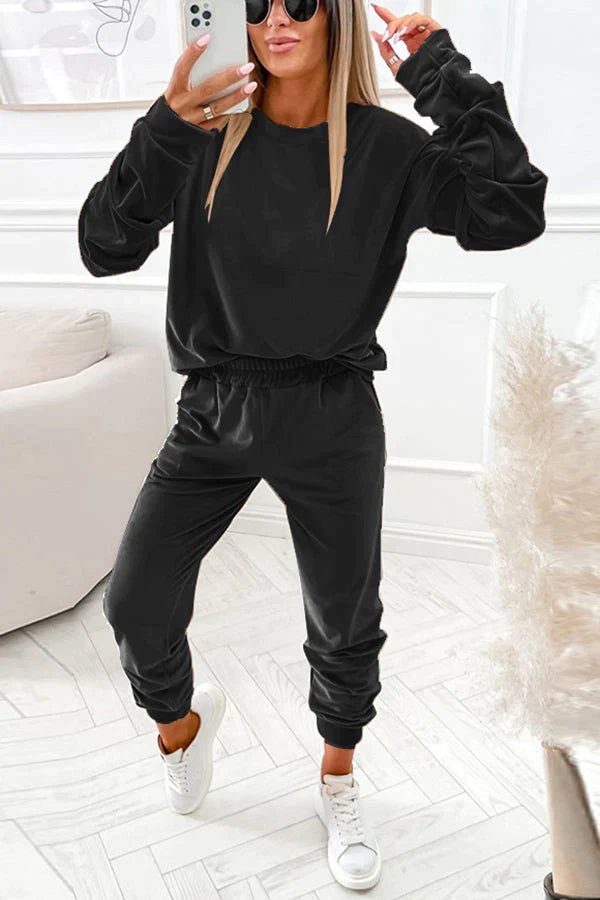 Elegantly Styled Pullover for Everyday Wear