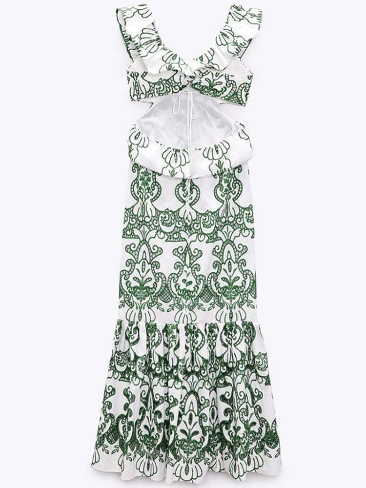 Beautifully Crafted Dress in a Classic Style