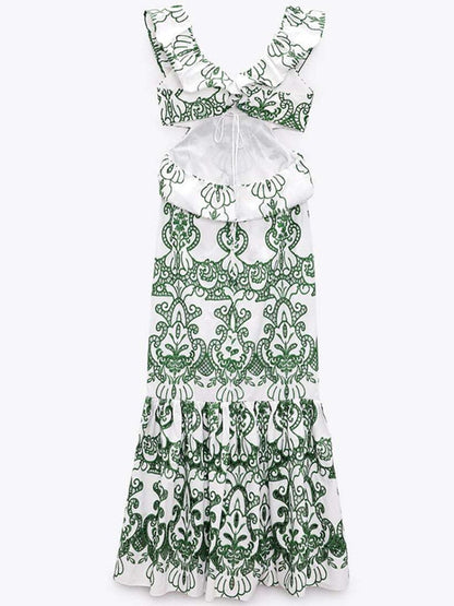 Beautifully Crafted Dress in a Classic Style