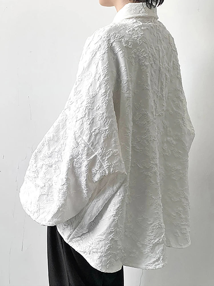 Effortlessly Elegant Shirt with a Timeless Design