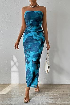 Well Tailored Dress with a Graceful Silhouette