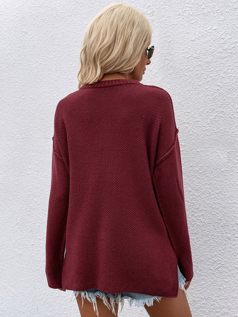 Effortlessly Elegant Sweater with a Timeless Design