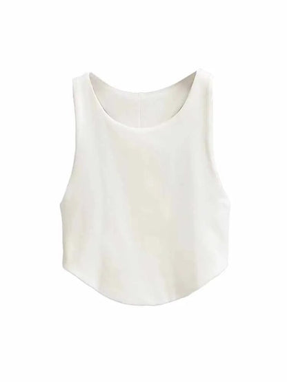 Beautifully Finished Top in a Timeless Design