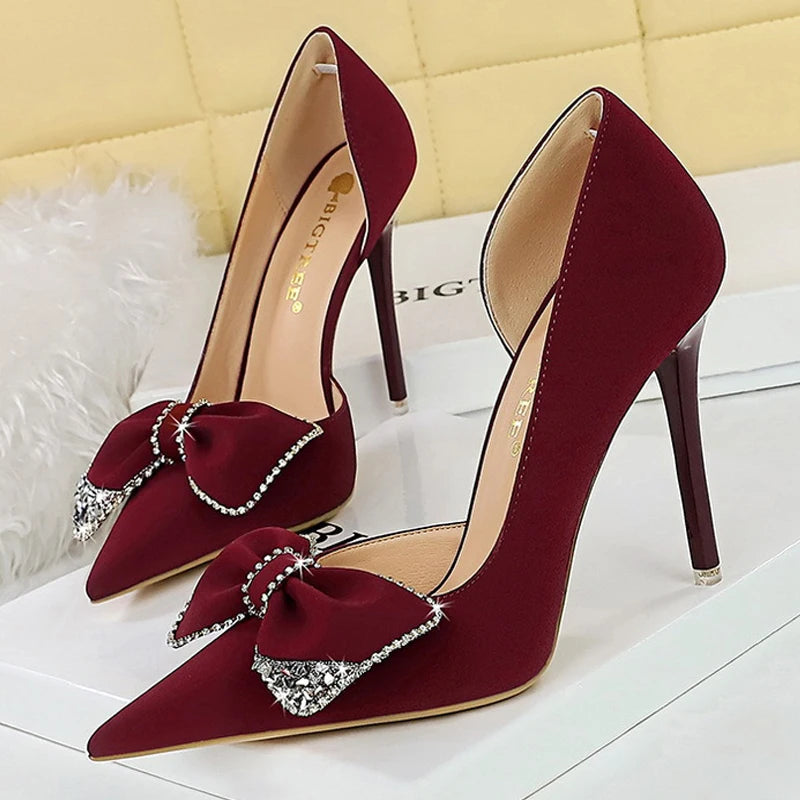 Elegantly Styled Heels for Everyday Wear