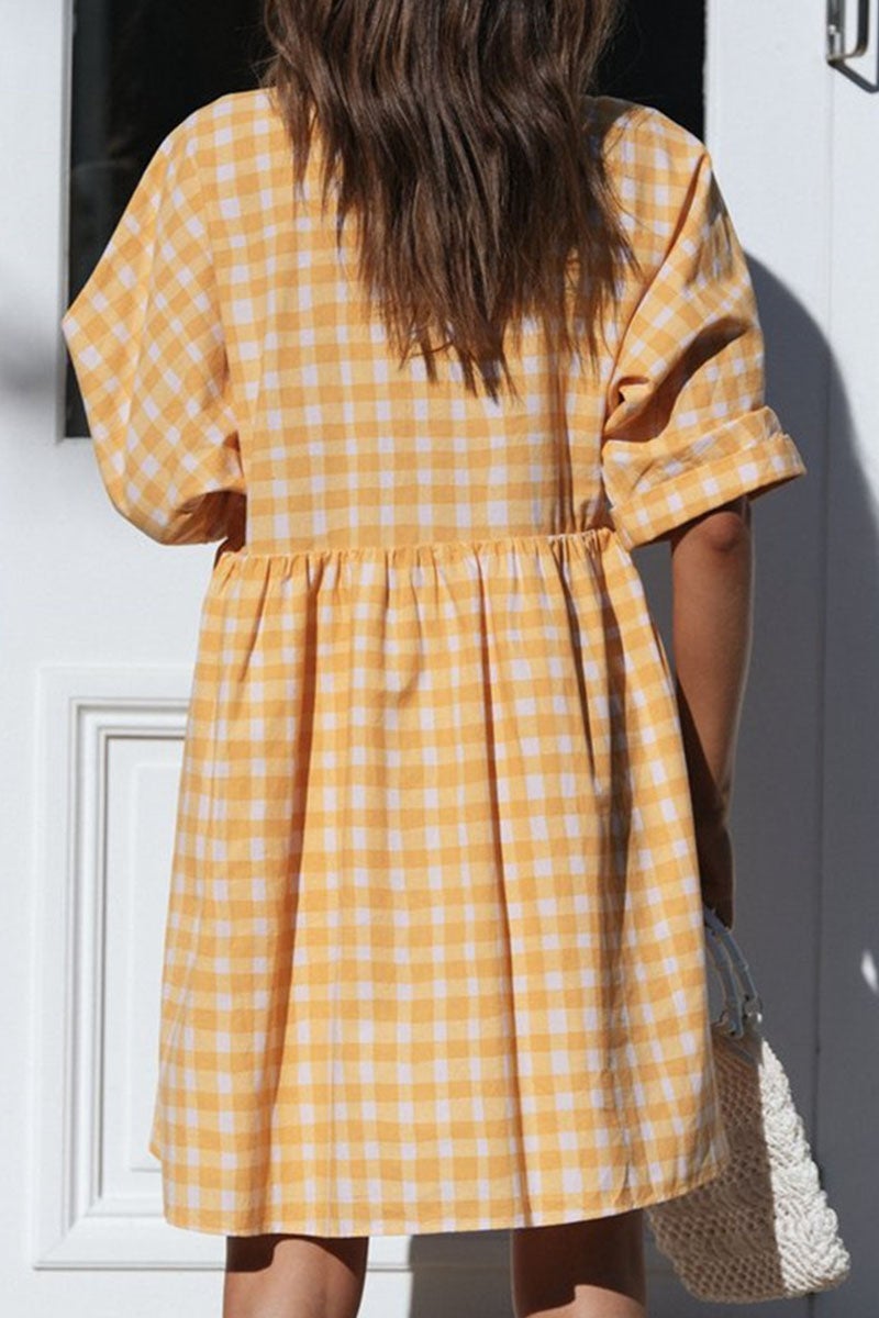 Sophisticated Dress with a Clean Classic Look