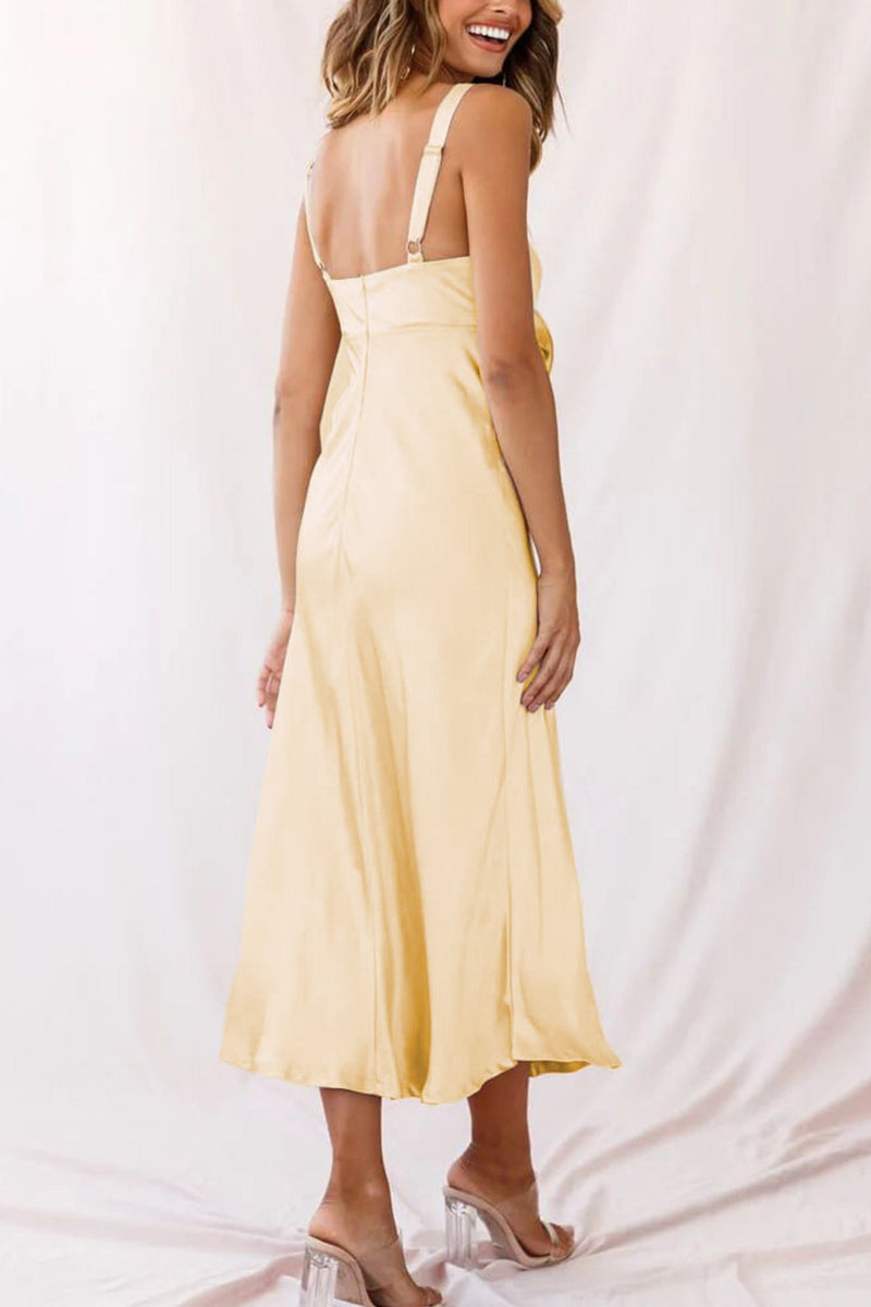 Well Tailored Dress with a Graceful Silhouette