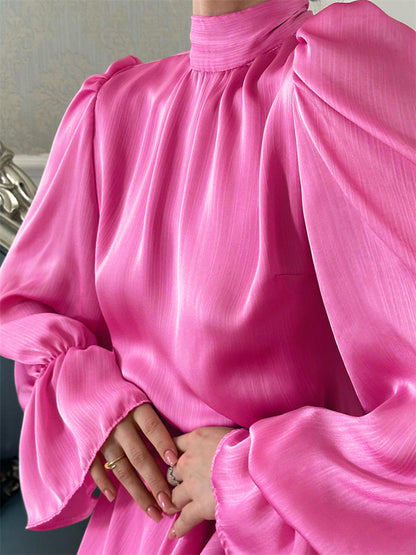 Well Tailored Dress with a Graceful Silhouette