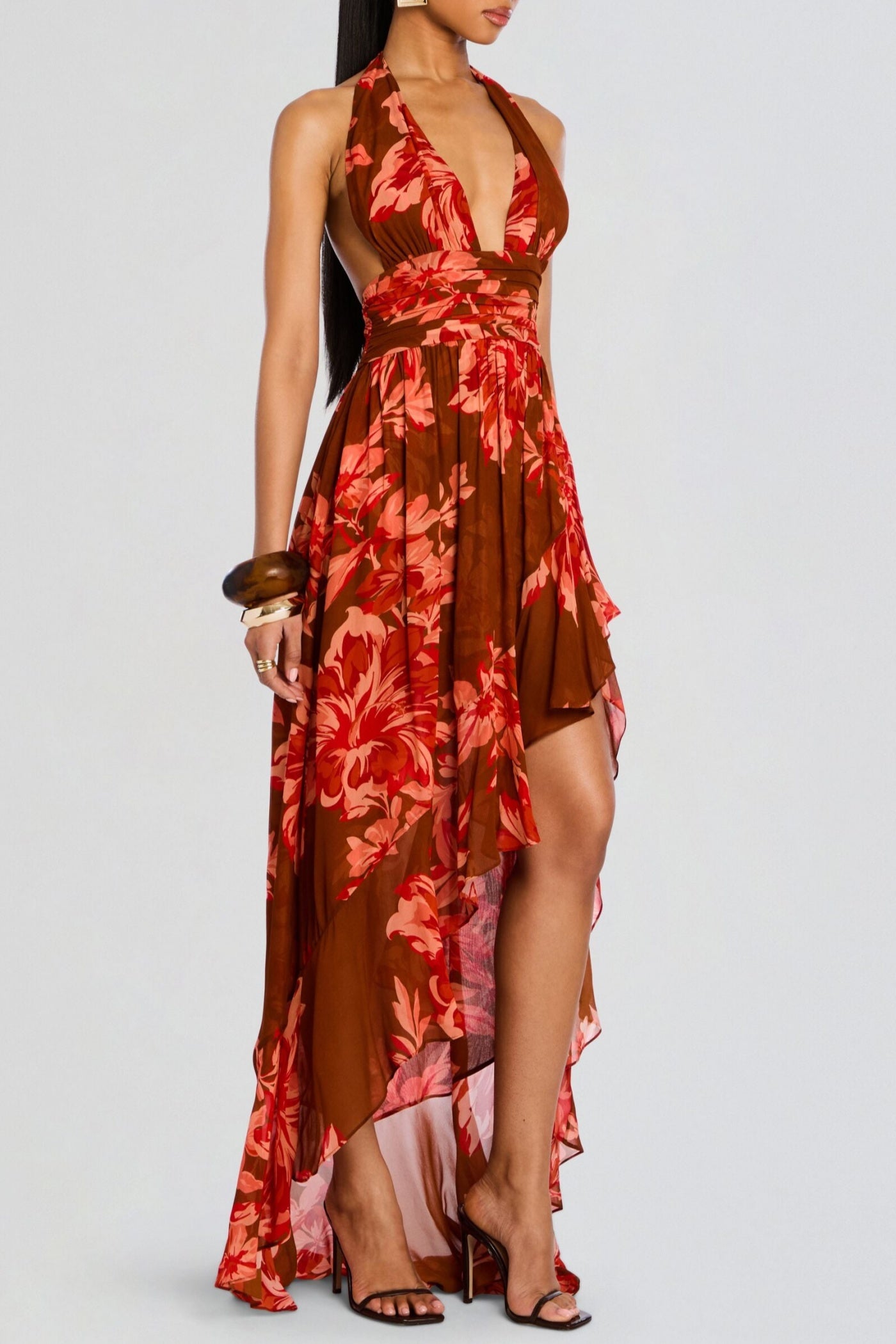 Beautifully Crafted Dress in a Classic Style