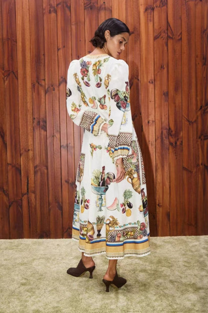 Beautifully Finished Garment in a Timeless Design