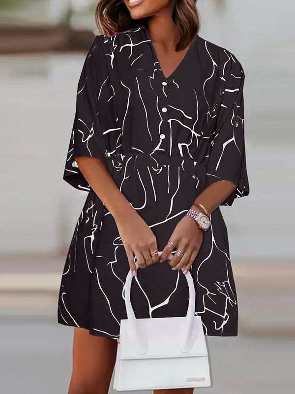 Classic Vintage Dress with a Flattering Fit