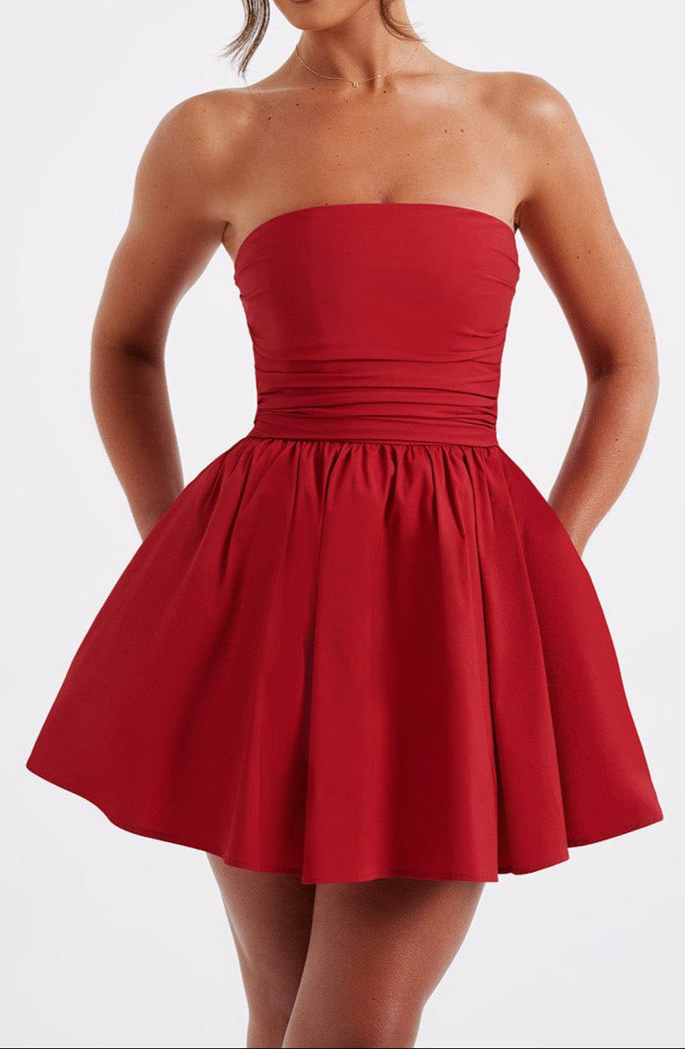 Gracefully Styled Dress for Any Occasion