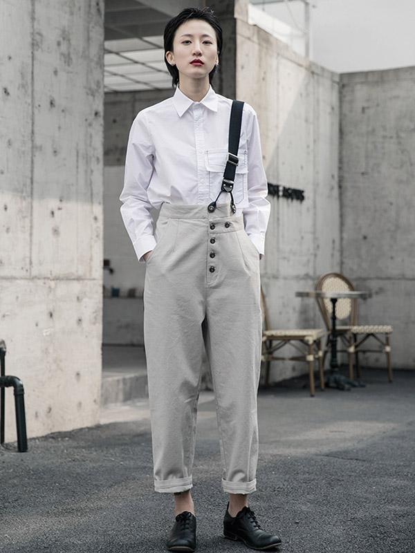 Effortlessly Elegant Garment with a Timeless Design