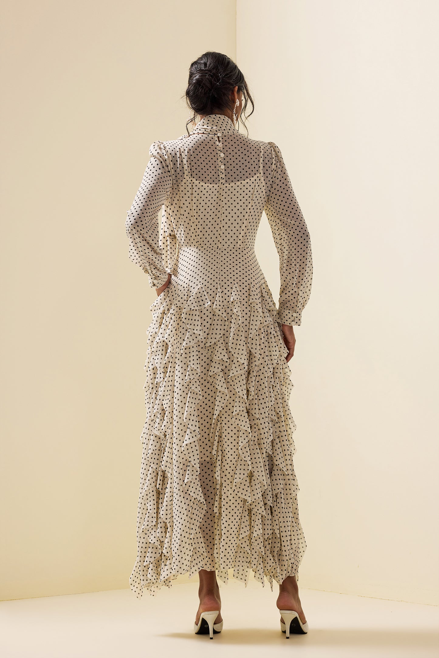 Gracefully Styled Dress for Any Occasion