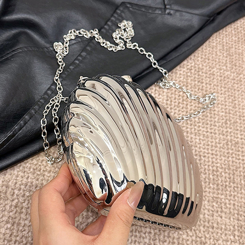 A Vintage Style Bag with Delicate Timeless Details