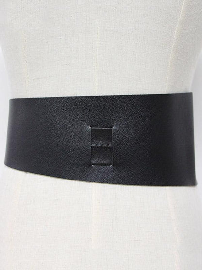 Gracefully Styled Garment for Any Occasion