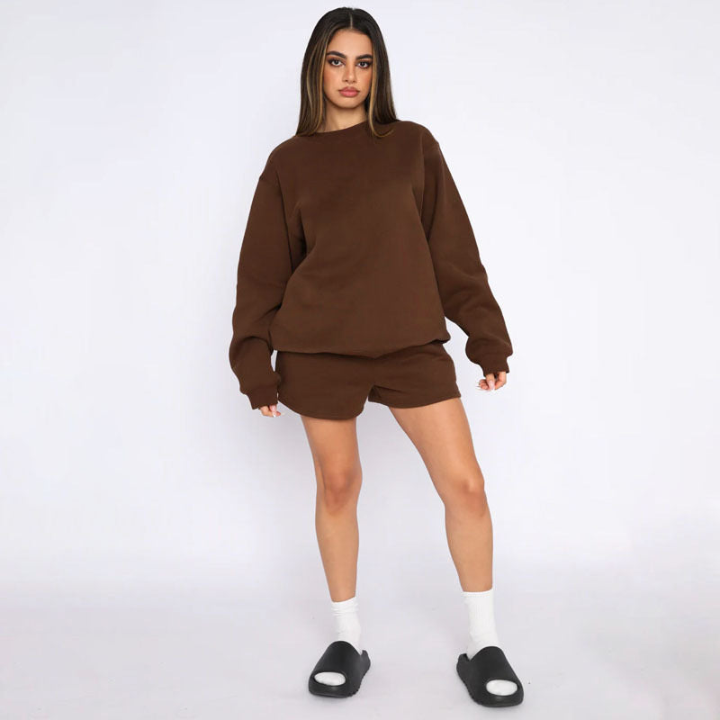 Classic Vintage Pullover with a Flattering Fit