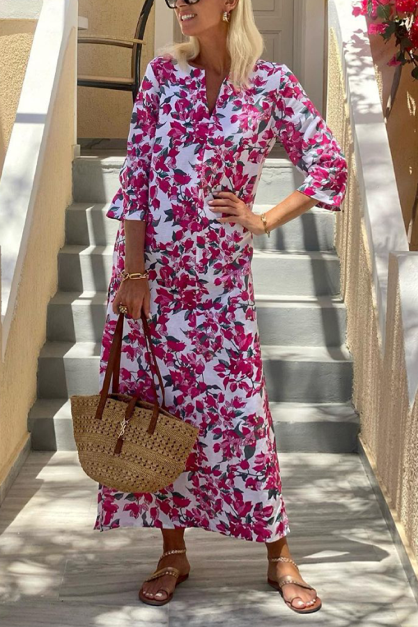Classic Vintage Dress with a Flattering Fit
