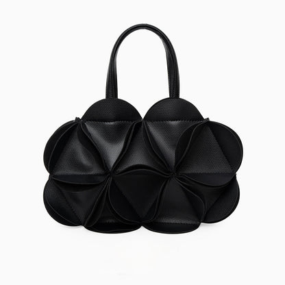 Gracefully Styled Bag for Any Occasion