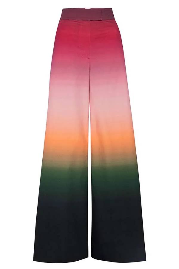 Classic Vintage Pants with a Flattering Fit