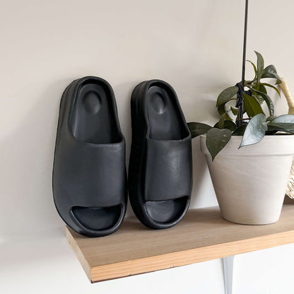 Beautifully Crafted Sandals in a Classic Style