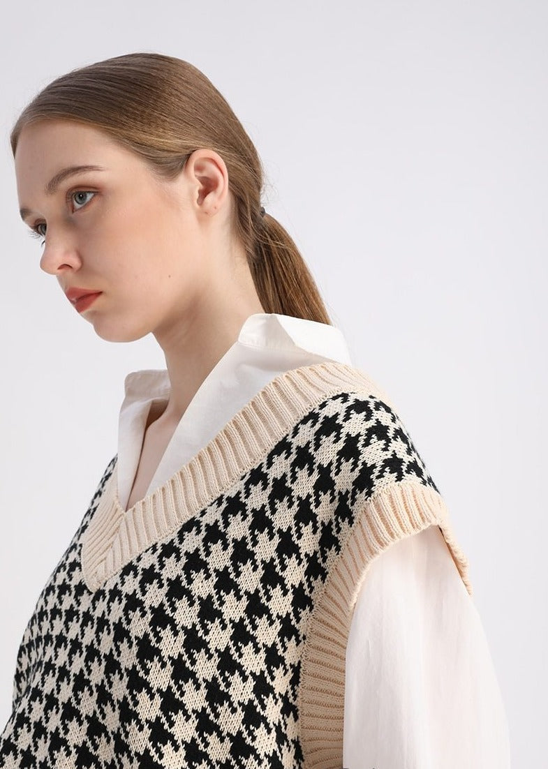 Beautifully Finished Coat in a Timeless Design