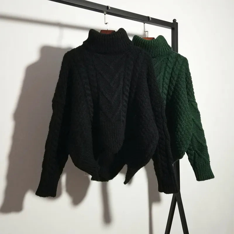 Well Tailored Sweater with a Graceful Silhouette