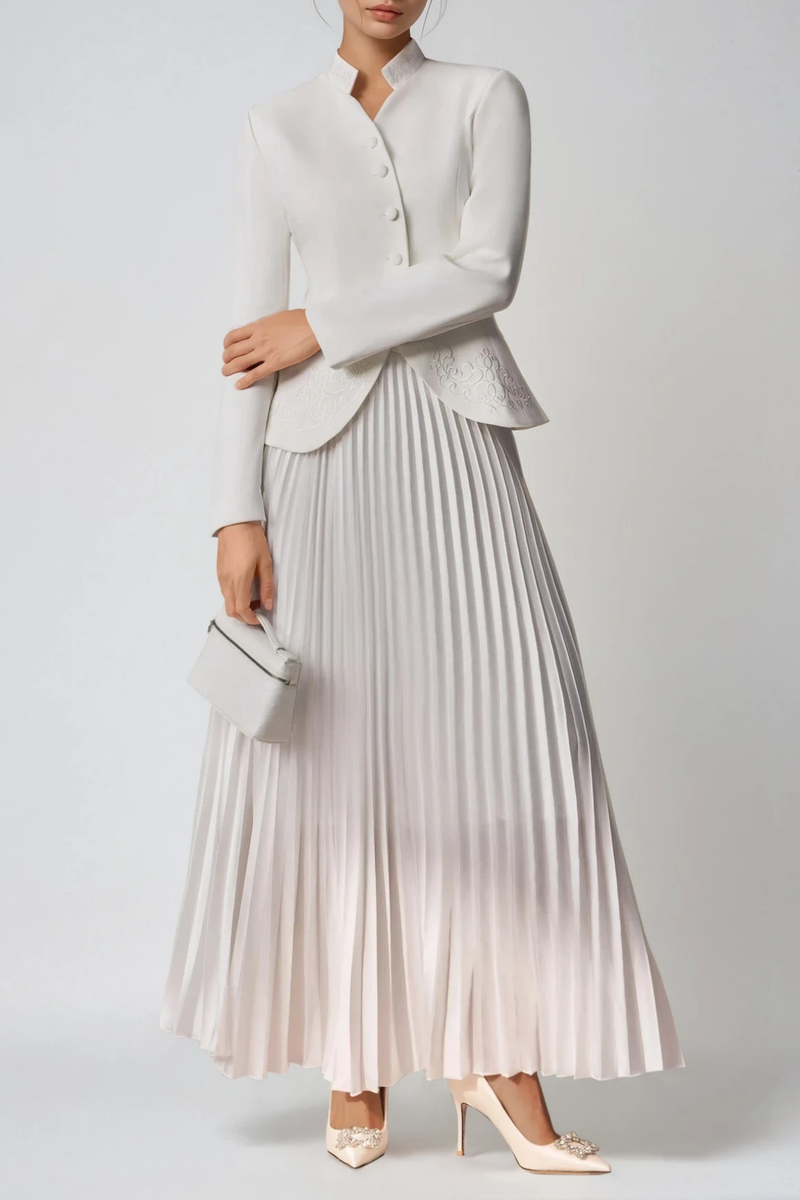 Beautifully Finished Garment in a Timeless Design