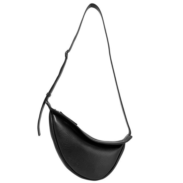Gracefully Styled Bag for Any Occasion