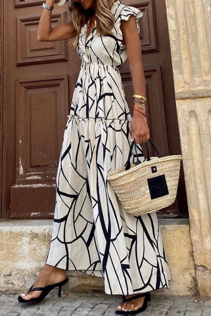 Gracefully Styled Dress for Any Occasion