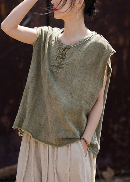 A Vintage Style Top with Delicate Timeless Details
