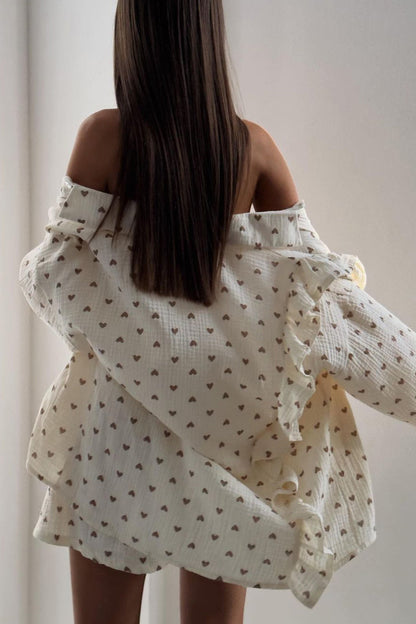 Effortlessly Elegant Shirt with a Timeless Design