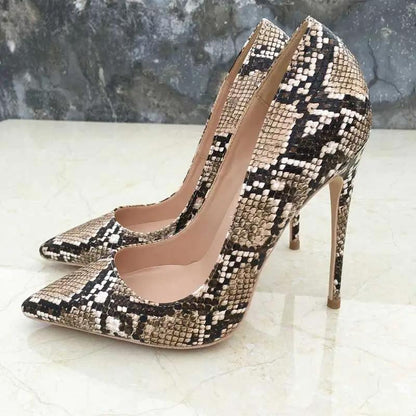 Well Tailored Heels with a Graceful Silhouette