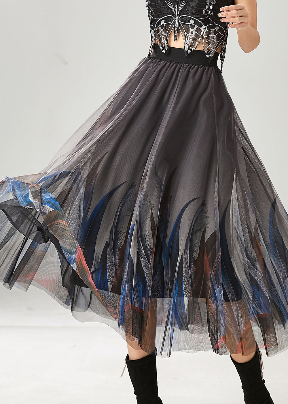 Effortlessly Elegant Garment with a Timeless Design