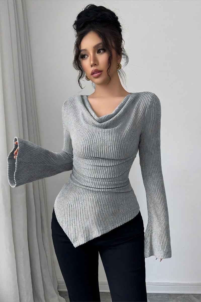 Effortlessly Elegant Top with a Timeless Design