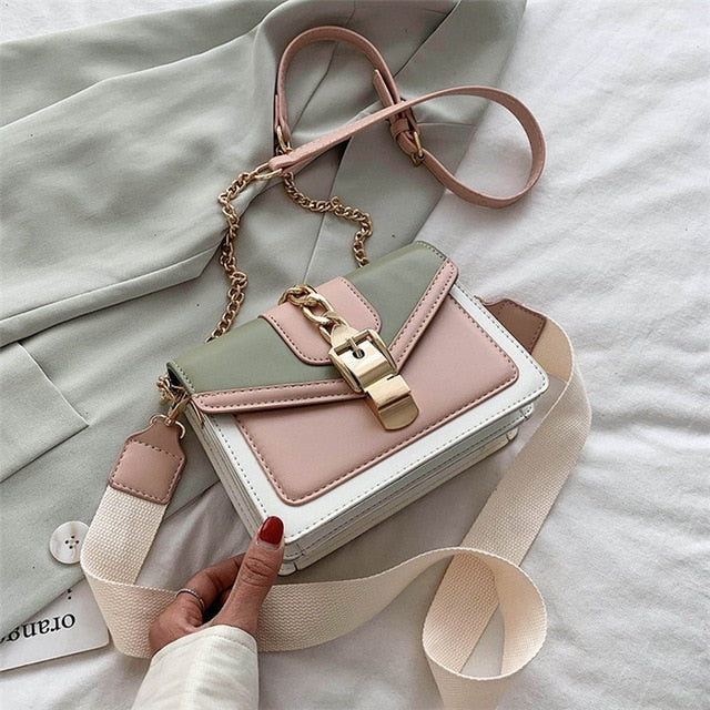 Polished Bag with an Effortless Classic Look