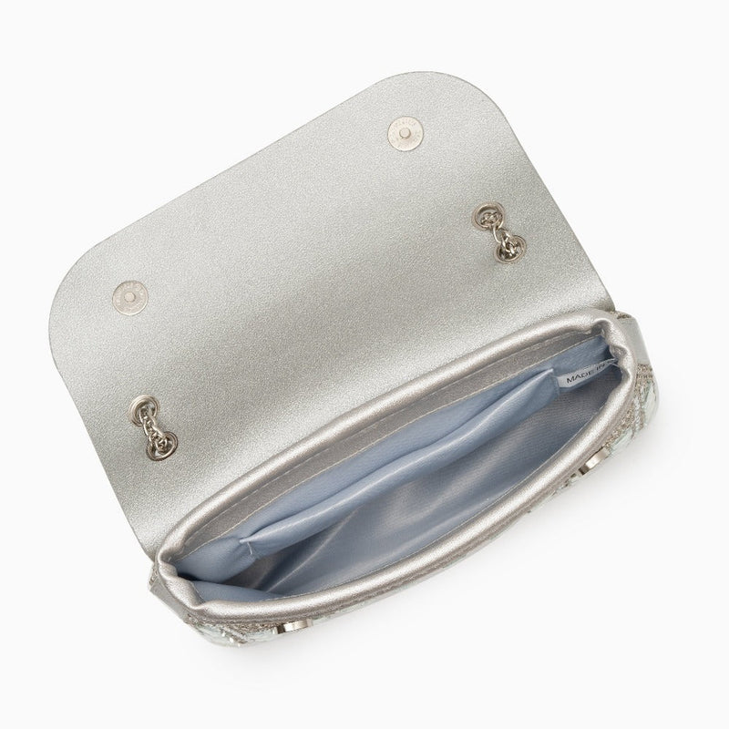 A Vintage Style Bag with Delicate Timeless Details