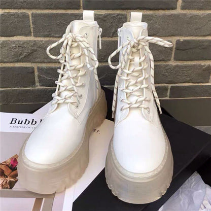Polished Boots with an Effortless Classic Look