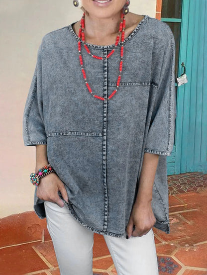 Sophisticated Blouse with a Clean Classic Look