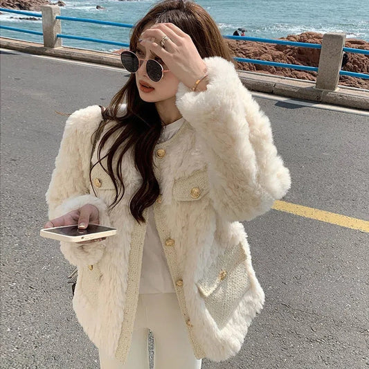 Gracefully Styled Coat for Any Occasion