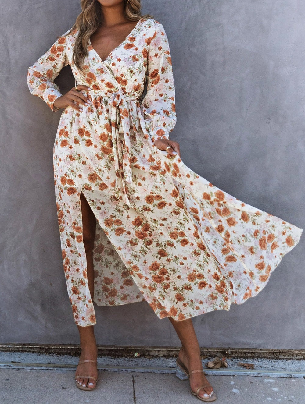 Gracefully Styled Dress for Any Occasion